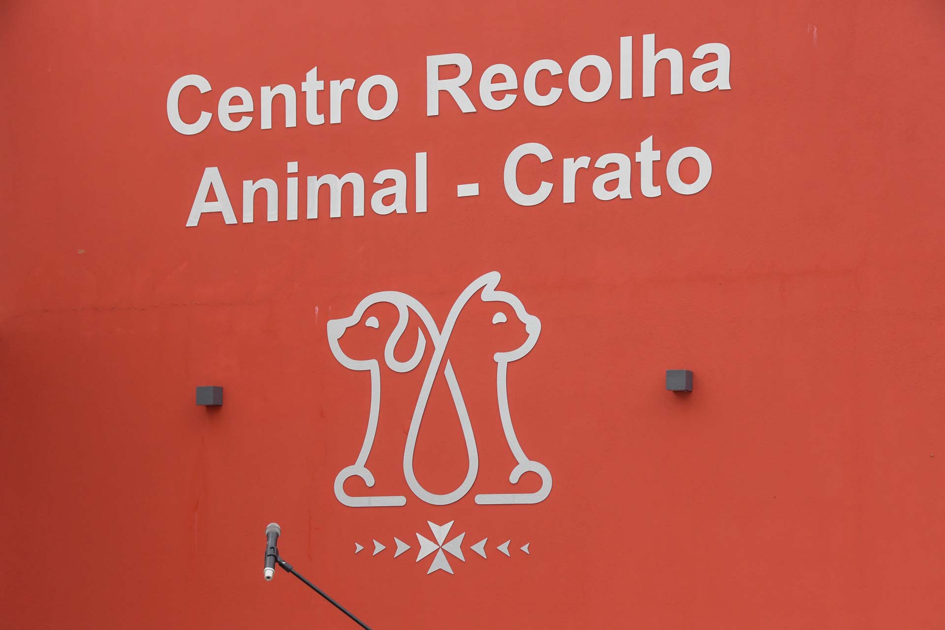 Centro de Recolha Oficial de Animais de Companhia do Crato inaugurado